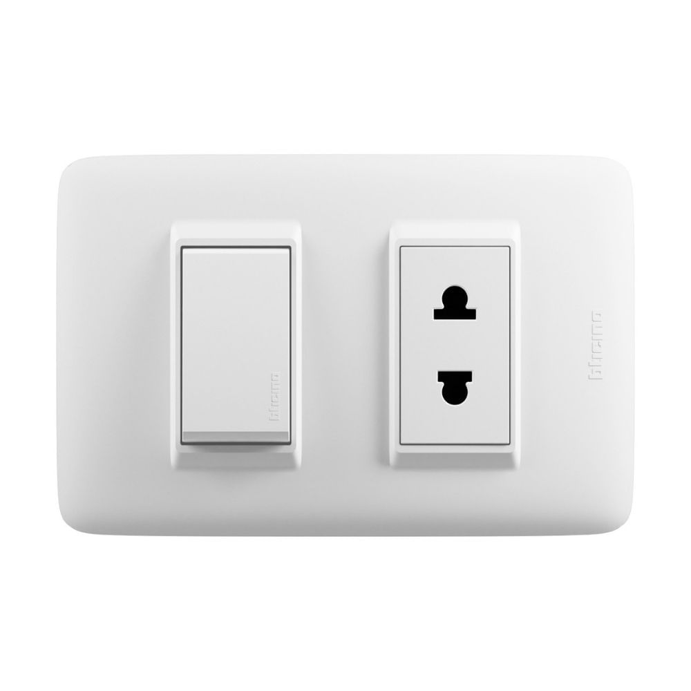 Interruptor + Tomacorriente Blanco Dplus Bticino