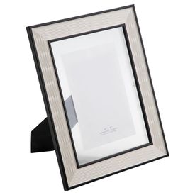 image-2cdd026052084213824aebca2ca2e3f6