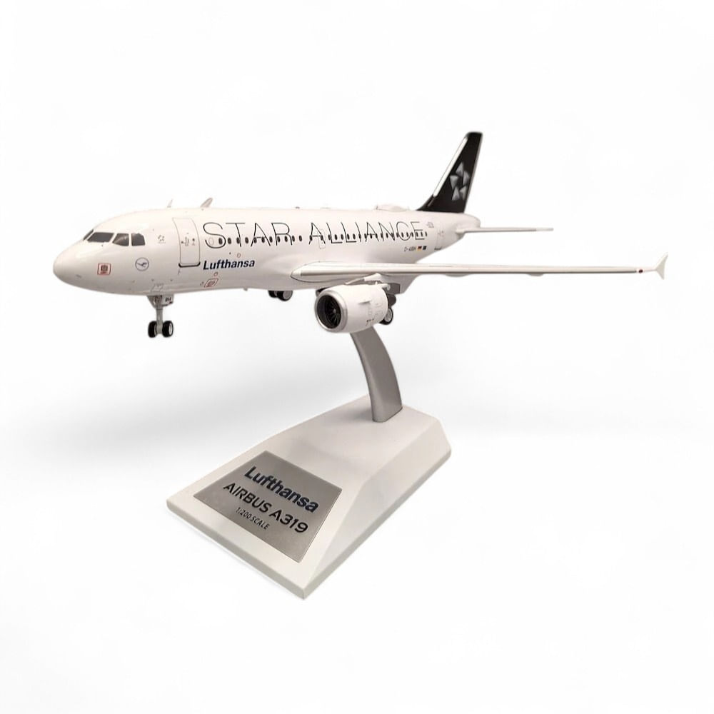 AIRBUS A319-112 LUFTHANSA STAR ALLIANCE D-AIBH 1/200 AIRBUS A319-112 LUFTHANSA STAR ALLIANCE D-AIBH 1/200
