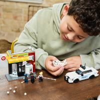 LEGO 76311 Multiverso Arácnido Miles Morales vs. Mancha
