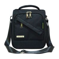 Lonchera Térmica Modelo Yaris Kengar - Negro
