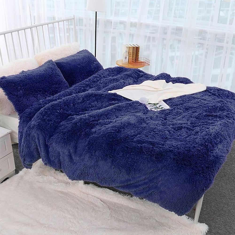 Cubrecama peluche corto queen size azul marino