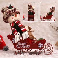 MUÑECO PAPA NOEL TRINEO +GENÉRICO+SD-T05N