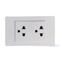 TOMACORRIENTE DUPLEX UNIVERSAL CON TIERRA PLACA BLANCA Y DADO BLANCO SANDAY