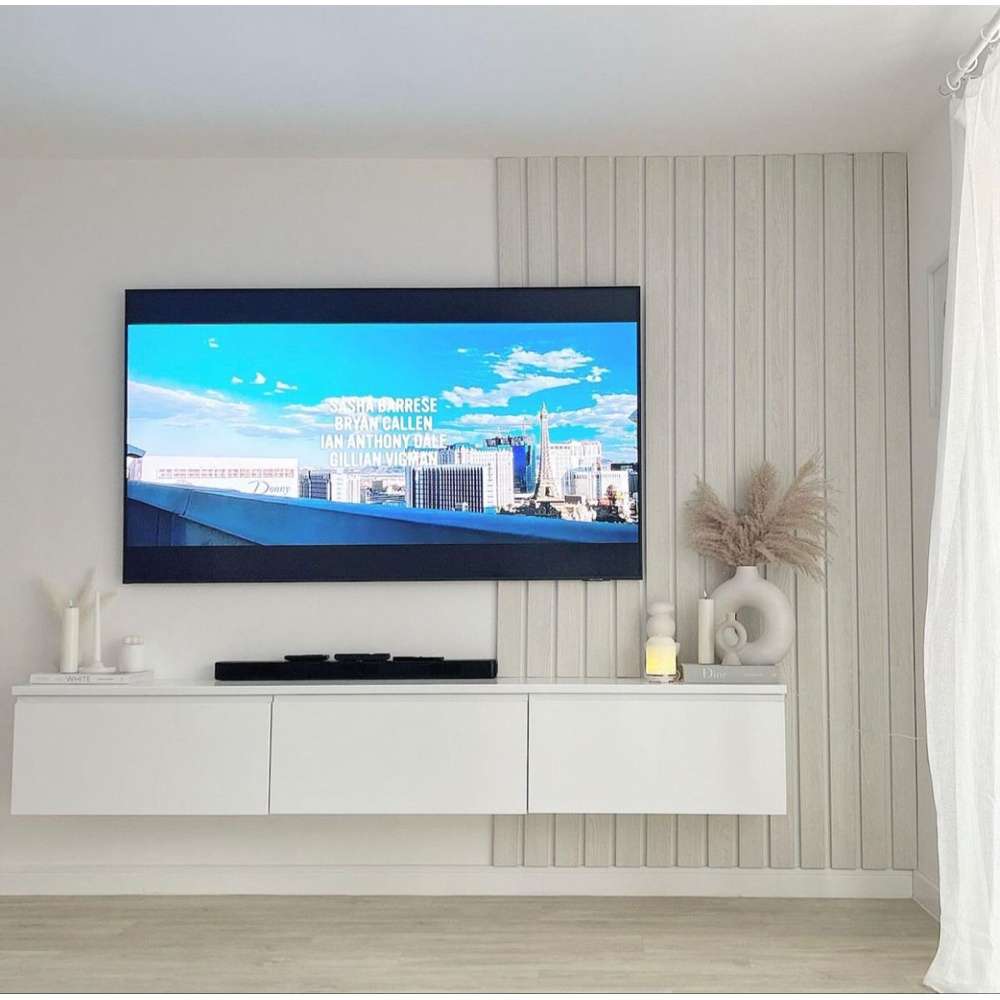Mesa de TV Flotante Cardy High Gloss con Panel WPC Color Blanco TU MESITA